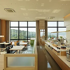 松山大街道光芒酒店 酒店